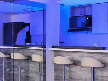 IrisWain – webcam model profile photo Image 14