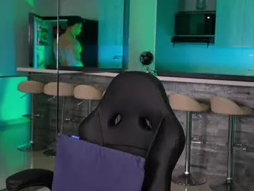 IrisWain – webcam model profile photo Image 19