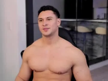 IrisWain – webcam model profile photo Image 5