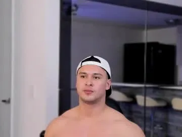 IrisWain – webcam model profile photo Image 6