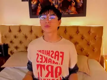 highlatin_guys – webcam model profile photo Image 4