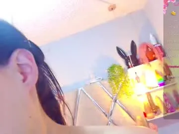 CassieGil – webcam model profile photo Image 13