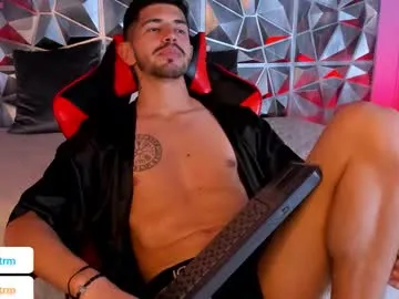 MilanCorleone – webcam model profile photo Image 15