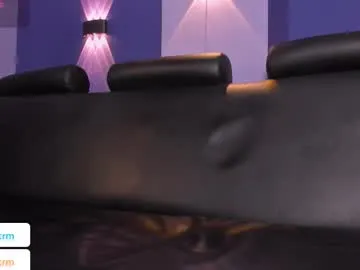 MilanCorleone – webcam model profile photo Image 18