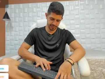 MilanCorleone – webcam model profile photo Image 5