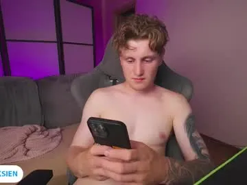 Emmy_Foxx – webcam model profile photo Image 8