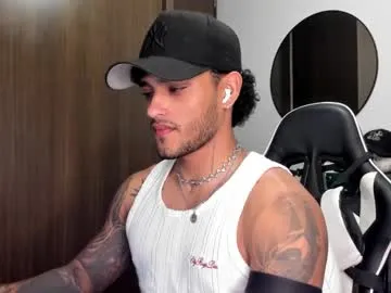 YaraDavis – webcam model profile photo Image 11