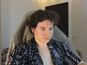 max04 – webcam model profile photo Image 8