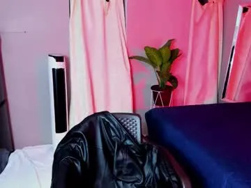 AlessandraCapone – webcam model profile photo Image 6