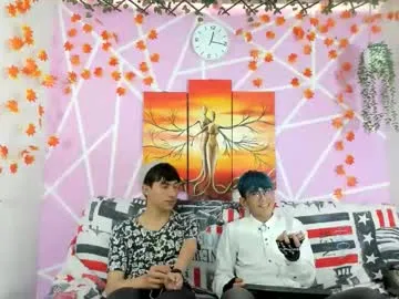 Alikams – webcam model profile photo Image 2