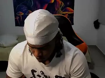 AmyBelmontt – webcam model profile photo Image 13