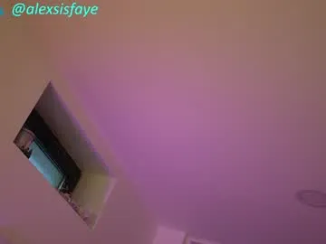 AliceDx – webcam model profile photo Image 9