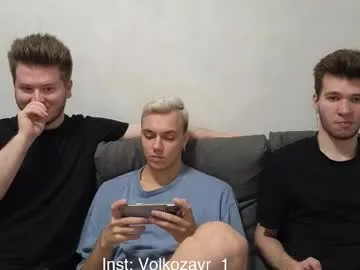 EmmilyCoopers18 – webcam model profile photo Image 12