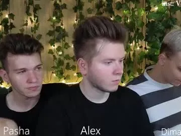 EmmilyCoopers18 – webcam model profile photo Image 5