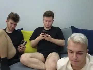 EmmilyCoopers18 – webcam model profile photo Image 8