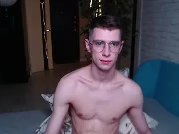 CassieGil – webcam model profile photo Image 4