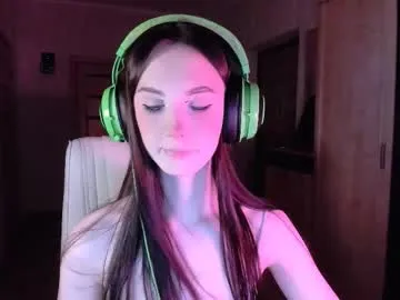 Alikams – webcam model profile photo Image 8