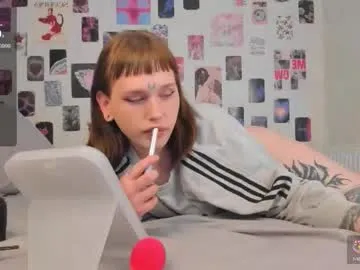 LauraFord – webcam model profile photo Image 3