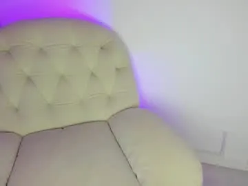 CassieGil – webcam model profile photo Image 12