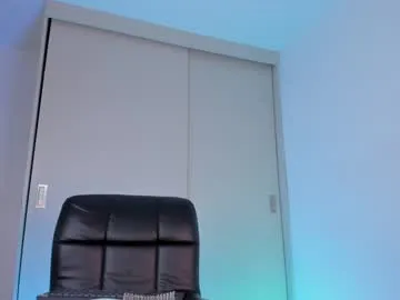 carolyne_sweet – webcam model profile photo Image 19