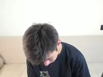 CheerryX – webcam model profile photo Image 4