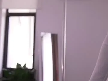 alanna_Micheles – webcam model profile photo Image 10