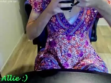 Goddess_Evangeline – webcam model profile photo Image 3