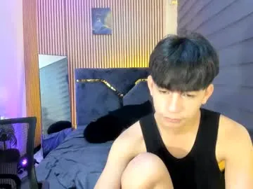 Donovan_Desmond – webcam model profile photo Image 3