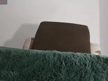 CassieGil – webcam model profile photo Image 2