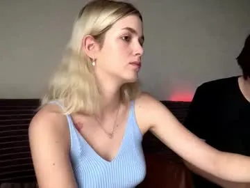 ArianaSole – webcam model profile photo Image 12