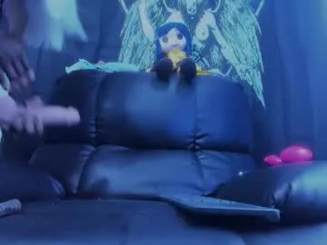 AmyBelmontt – webcam model profile photo Image 2