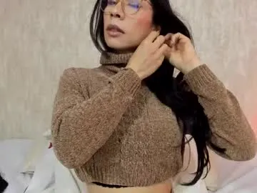 Lotie_Cox – webcam model profile photo Image 11