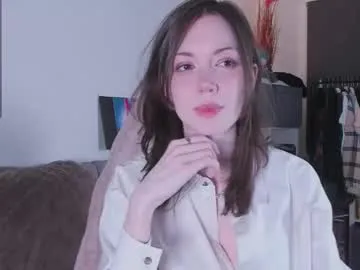 SophiaWren – webcam model profile photo Image 3