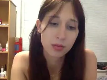 Issa_Lorens – webcam model profile photo Image 6