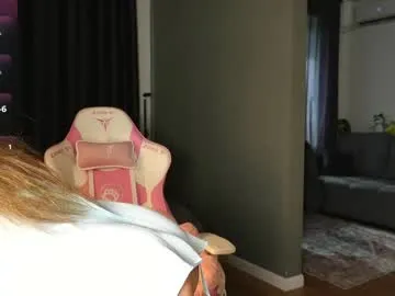 alanna_Micheles – webcam model profile photo Image 13