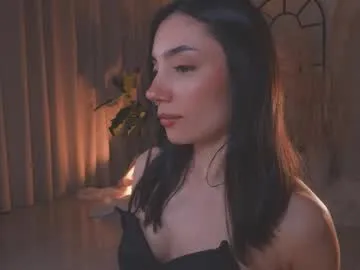 SkyLumen – webcam model profile photo Image 15