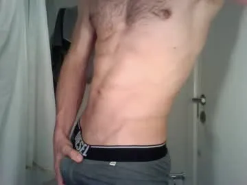 CurlyRina – webcam model profile photo Image 3