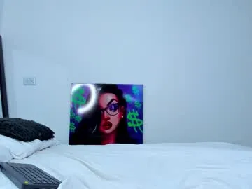 Alikams – webcam model profile photo Image 17