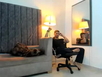 LIZY_PORTMAN – webcam model profile photo Image 8