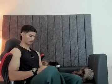 LIZY_PORTMAN – webcam model profile photo Image 9