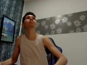 ArianaSole – webcam model profile photo Image 11