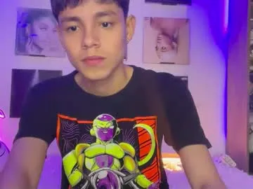 Alikams – webcam model profile photo Image 13