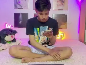 Alikams – webcam model profile photo Image 14