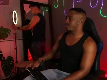 GianaBravo – webcam model profile photo Image 9