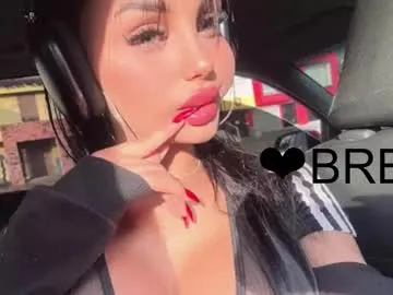 SophieBlaake – webcam model profile photo Image 9