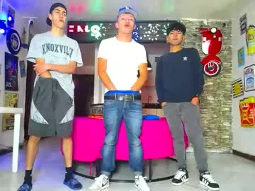 Donovan_Desmond – webcam model profile photo Image 17