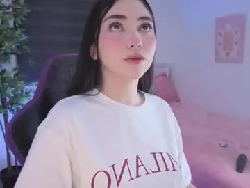 CassieGil – webcam model profile photo Image 16