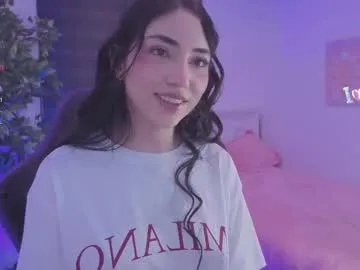 CassieGil – webcam model profile photo Image 3