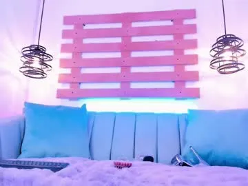 nicollesexxx – webcam model profile photo Image 12