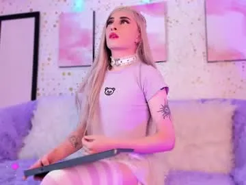 nicollesexxx – webcam model profile photo Image 2